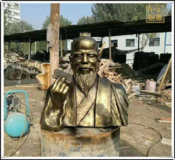 扁鵲胸像.jpg